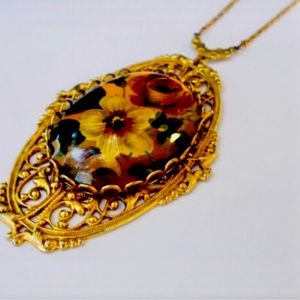 Lavaliere pendant necklace openwork Cameo Vintage